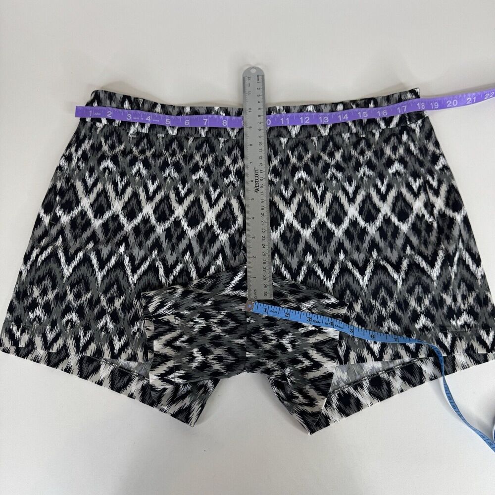 Spanx Sunshine Shorts Pull On 4" UPF 50+ Quick Dry in Grey Ikat Size XL - Picture 9 of 14